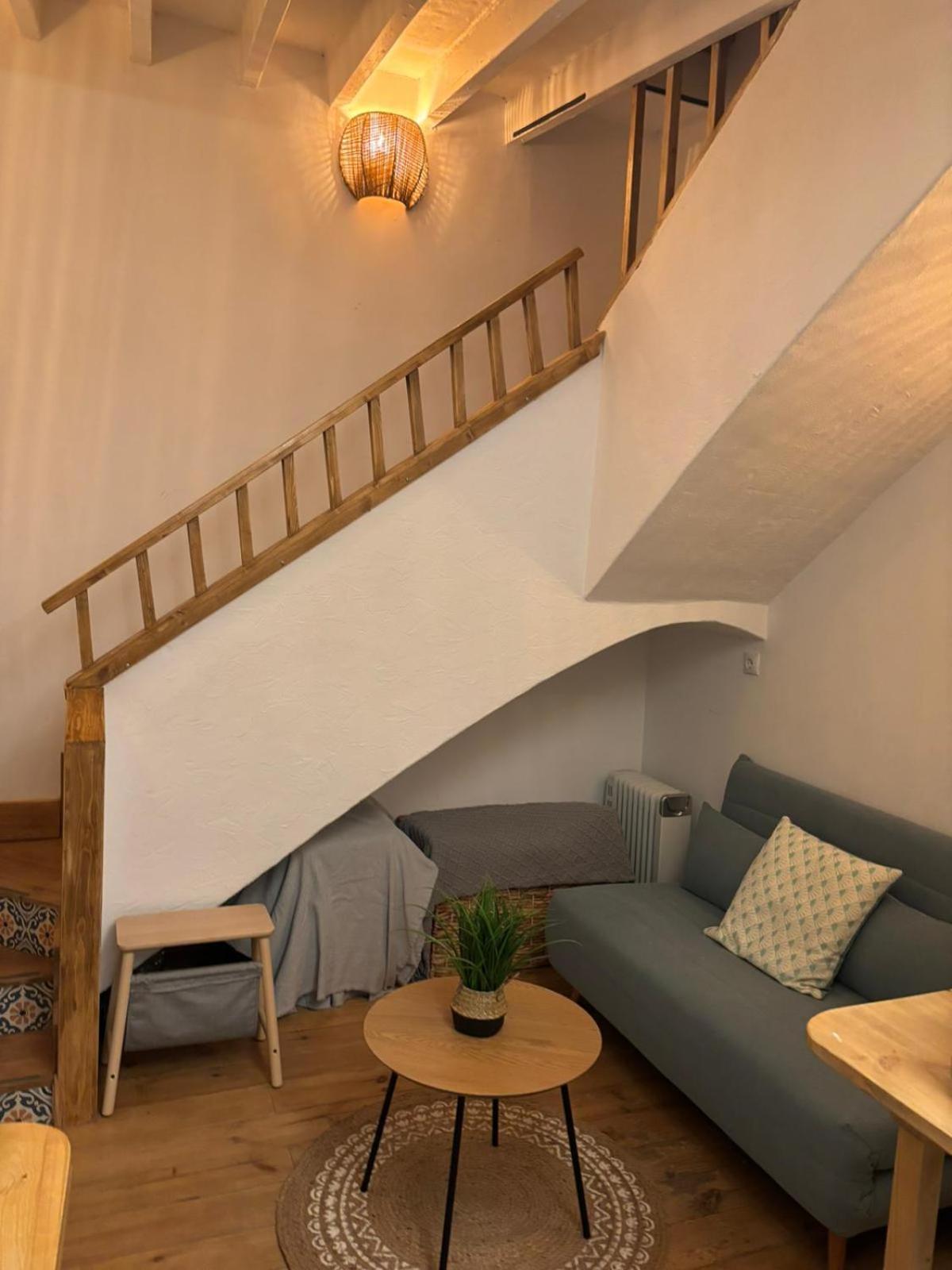 Vakantiehuis Private Terrace-romantic-sea, Castle Views-central